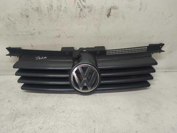 CALANDRE VW BORA - Vue 1